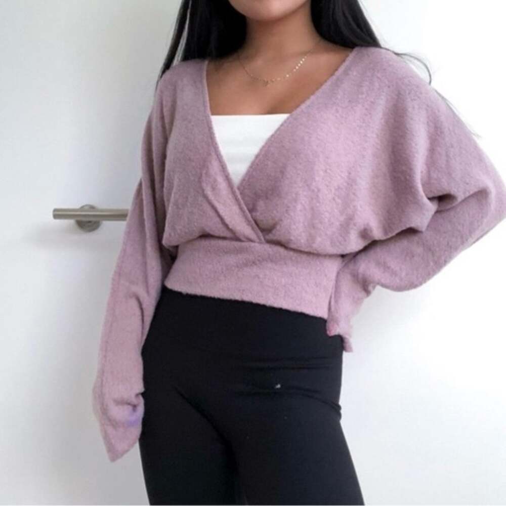 Urban Outfitters Mauve Surplice Wrap Cropped Sweater Small Deep V Neck